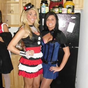 Sexy cirque Halloween costume